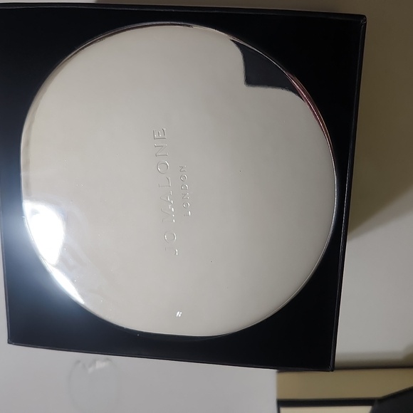 JO MALONE LONDON English Pear & Feesia Deluxe Candle - Picture 4 of 8